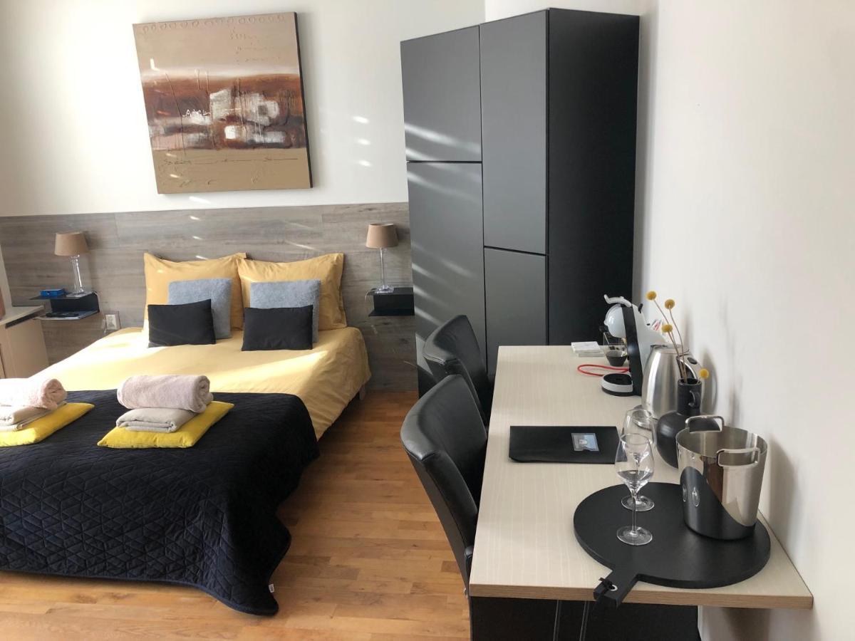 Bolton Boulevard Beach Rooms Vlissingen Esterno foto