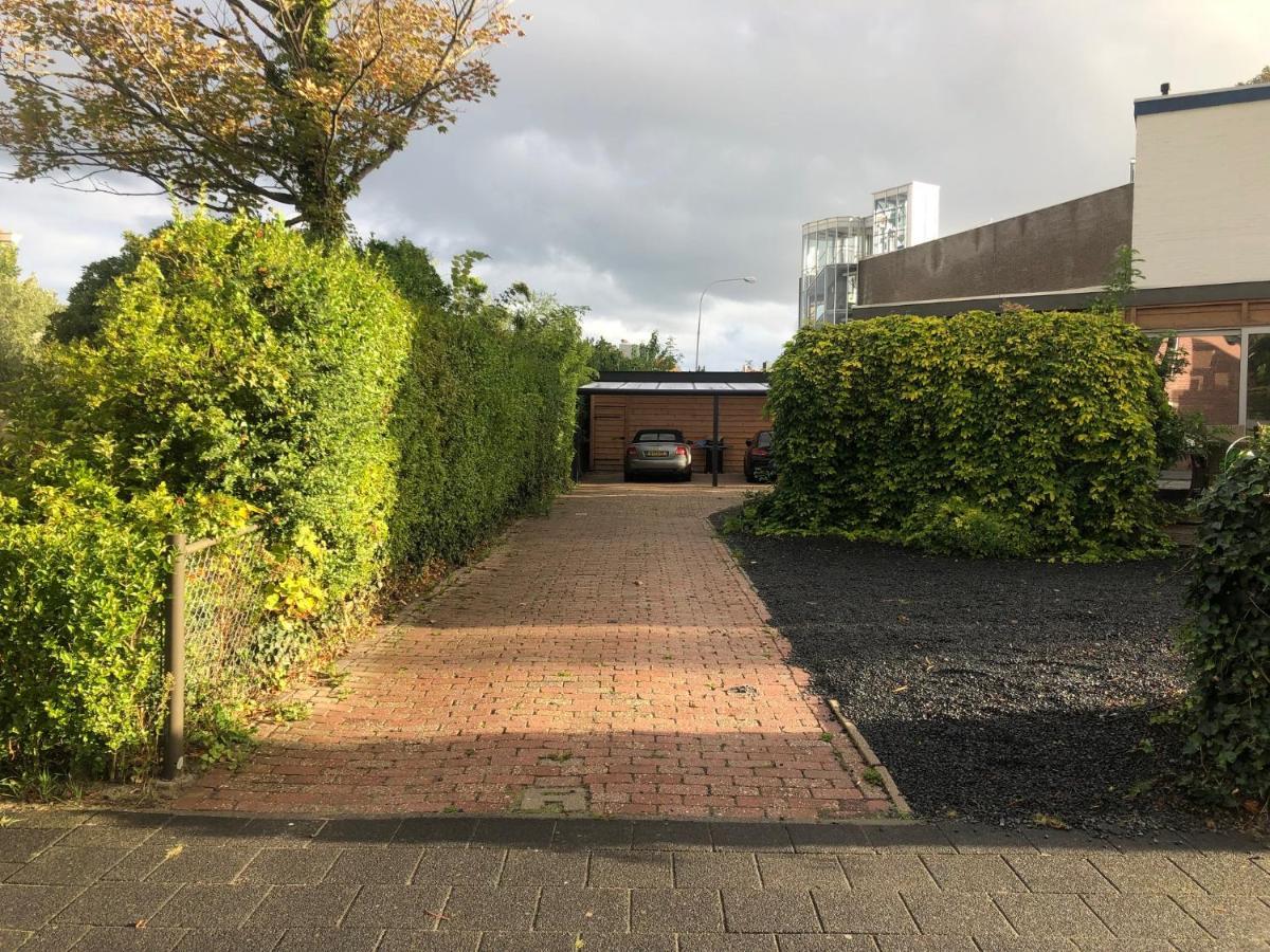 Bolton Boulevard Beach Rooms Vlissingen Esterno foto